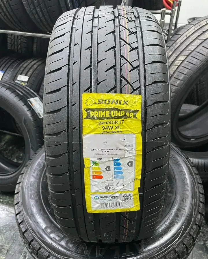 Sonix Prime UHP 08 225/45 R17 94W