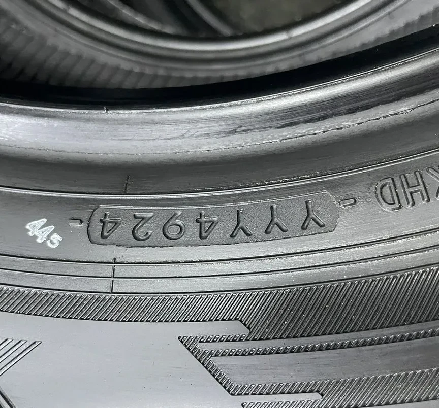 Yokohama BluEarth-XT AE61 225/60 R18 104W #3