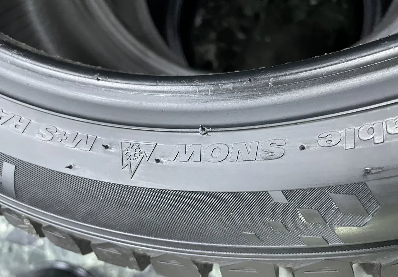 Kumho WinterCraft Ice Wi32 235/45 R18 98T #4