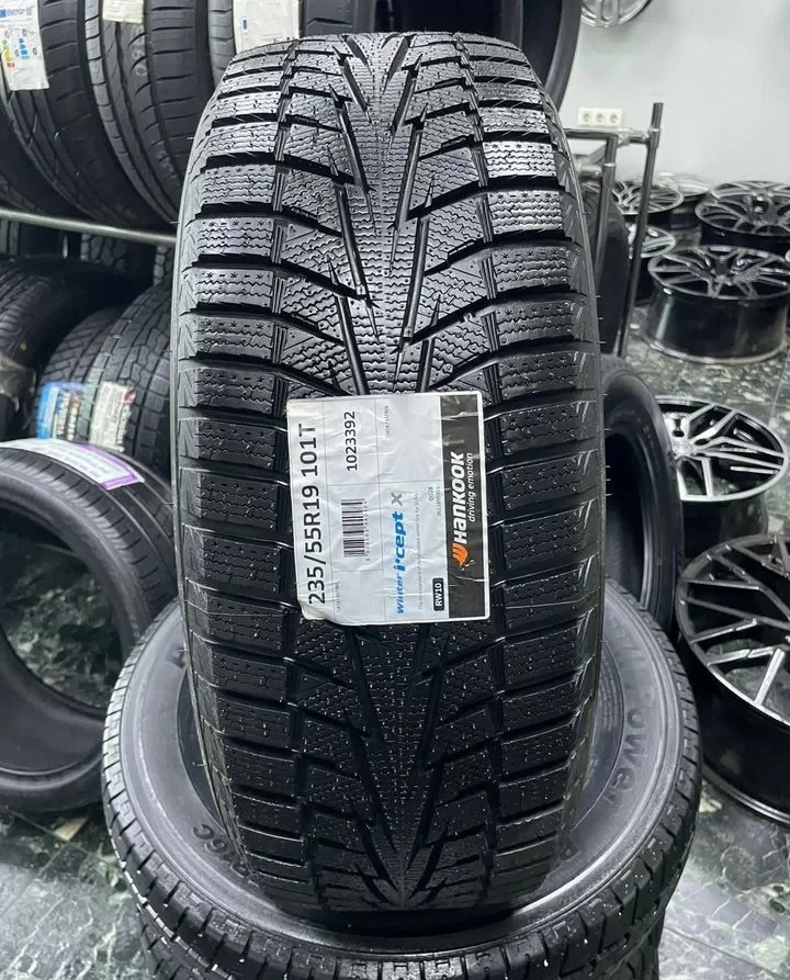 Hankook Winter I'Cept X RW10 235/55 R19 101T