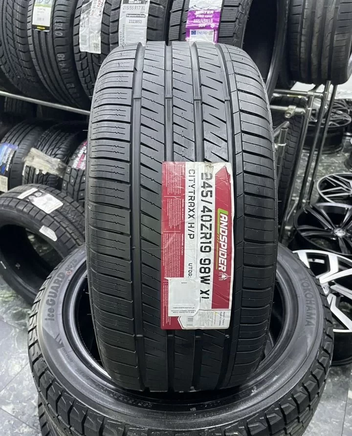 Landspider Citytraxx H/P 245/40 R19 98W