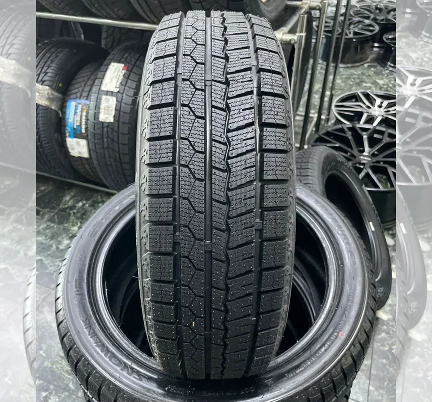 RoadX RX Frost Arctic 175/65 R14 82T