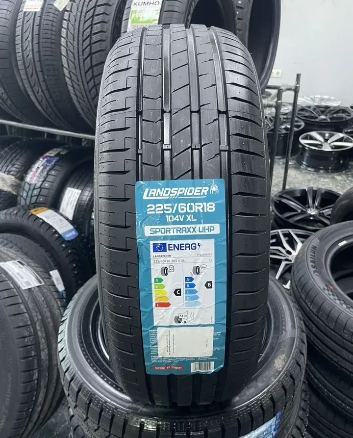 Landspider Sportraxx UHP 225/60 R18 104V