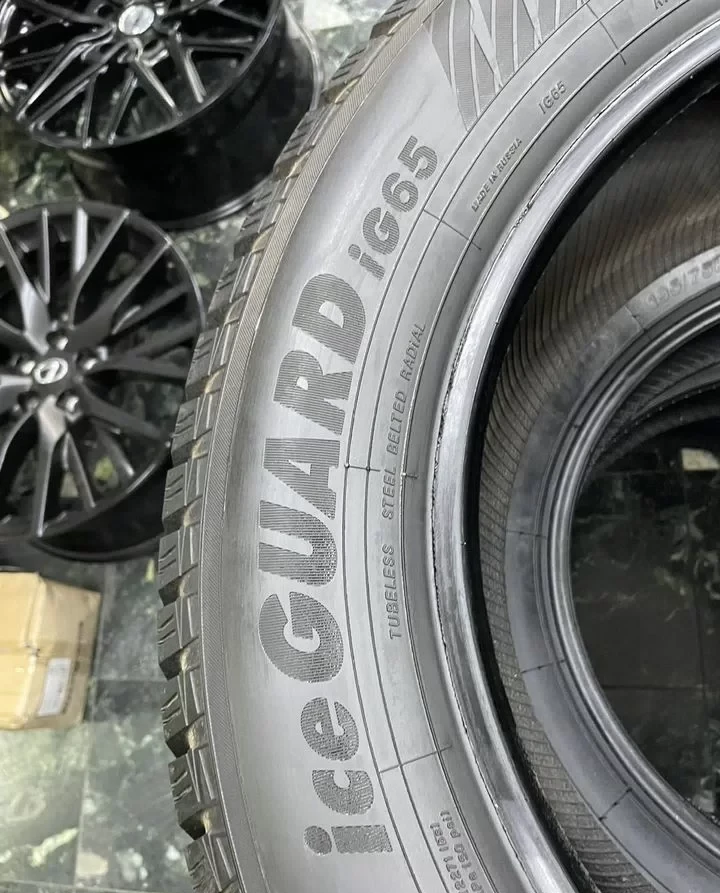Yokohama Ice Guard IG65 255/55 R18 109T #2
