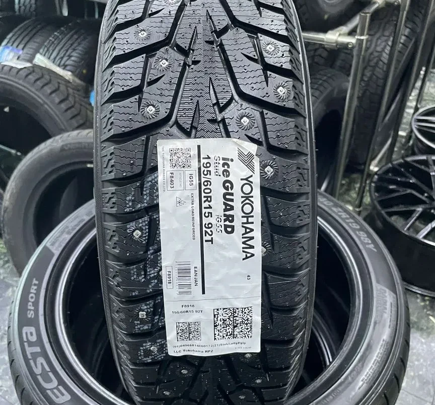 Yokohama Ice Guard Stud IG55 195/60 R15 92T