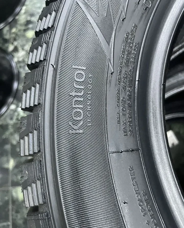 Hankook Winter I'Cept IZ W606 165/70 R14 81T #2