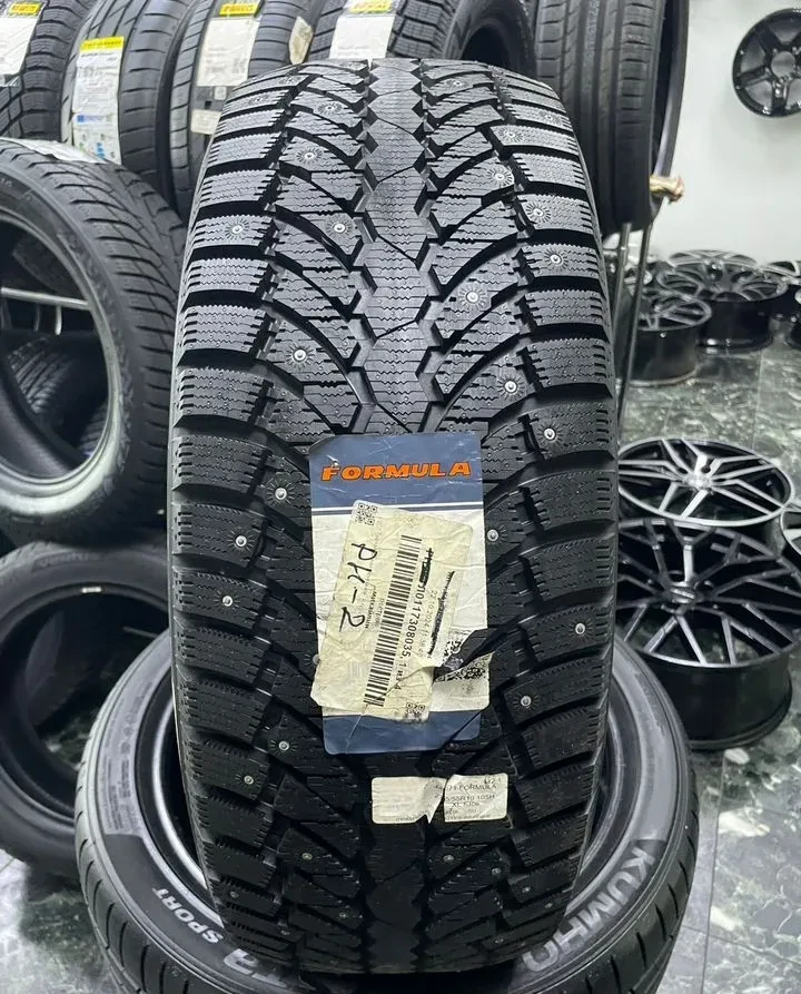 Formula Ice 235/55 R19 105H
