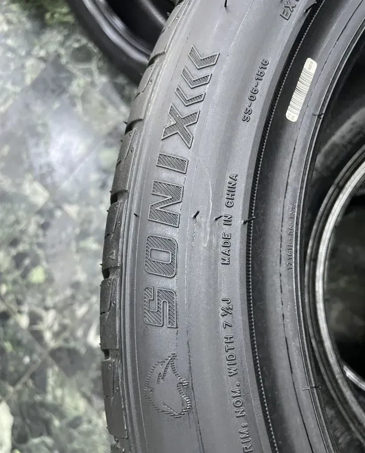Sonix Prime UHP 08 225/45 R17 94W #2
