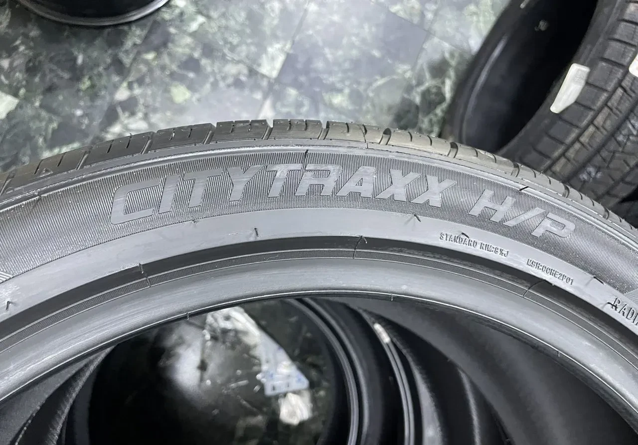 Landspider Citytraxx H/P 245/40 R19 98W #3